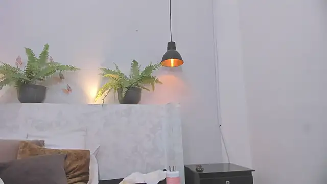 Snapshot of penelope_handaos chatting on 03.17.25 penelope handaos online show from 03.17.25