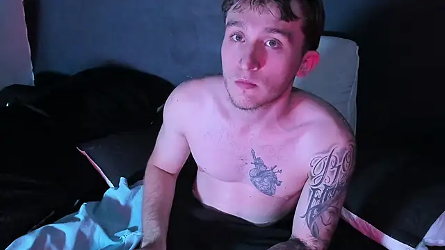 Snapshot of Dylanwhite23_ chatting on 10.26.25 Dylanwhite23 online show from 10.26.25