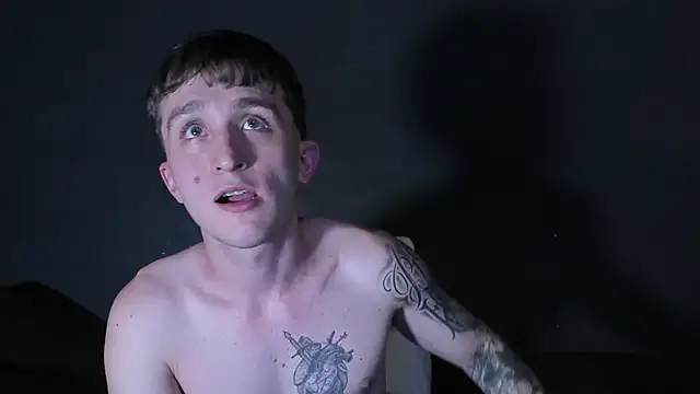 Snapshot of Dylanwhite23_ chatting on 12.04.25 Dylanwhite23 online show from 12.04.25