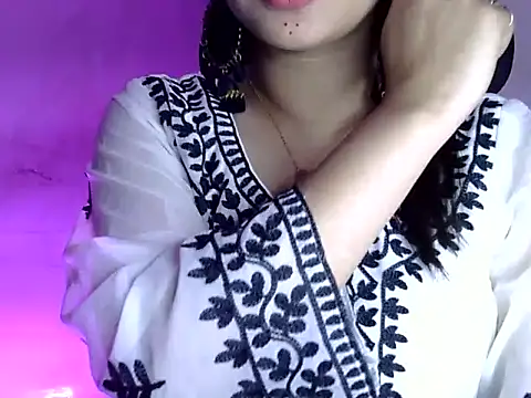 akshara thakur9 online show from 03.01.26