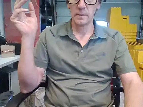 Snapshot of Raimundo1971 chatting on 11.27.25 Raimundo1971 online show from 11.27.25