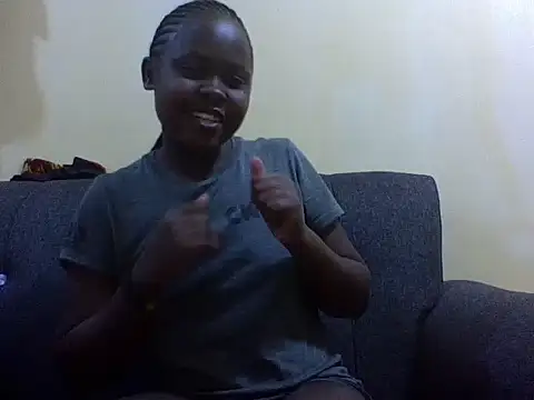 Snapshot of Sweetcecie01 chatting on 01.08.26 Sweetcecie01 online show from 01.08.26