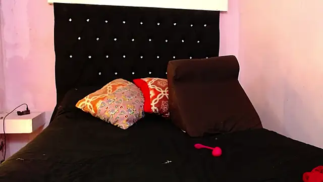 kittybonxx online show from 03.09.25