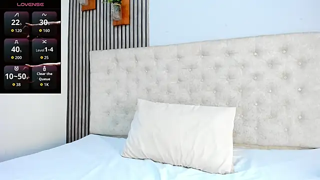 Snapshot of Anastasiapriest chatting on 11.14.25 Anastasiapriest online show from 11.14.25