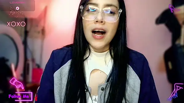 LauGrayJ online show from 10.25.25