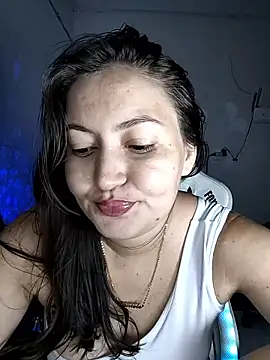 Snapshot of dani123unica chatting on 01.12.26 dani123unica online show from 01.12.26