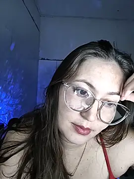 Snapshot of dani123unica chatting on 02.16.26 dani123unica online show from 02.16.26