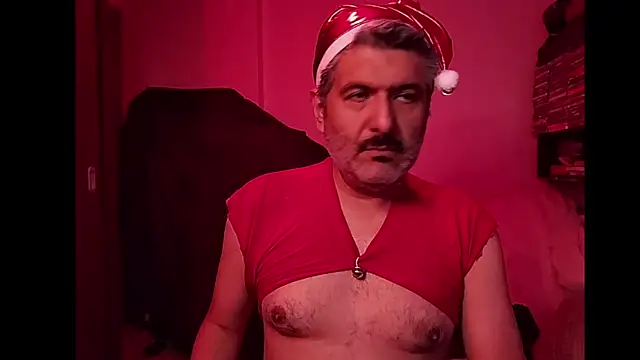 Snapshot of BushBator chatting on 12.22.25 BushBator online show from 12.22.25