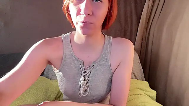 Snapshot of Caliiie-of chatting on 03.06.25 Caliiie-of online show from 03.06.25