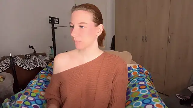 Snapshot of Caliiie-of chatting on 09.24.25 Caliiie-of online show from 09.24.25