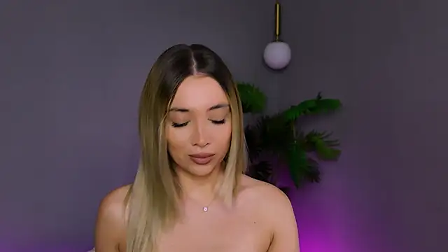 Jessielle online show from 04.23.26