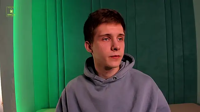 Snapshot of MarkGWalker chatting on 03.08.25 MarkGWalker online show from 03.08.25