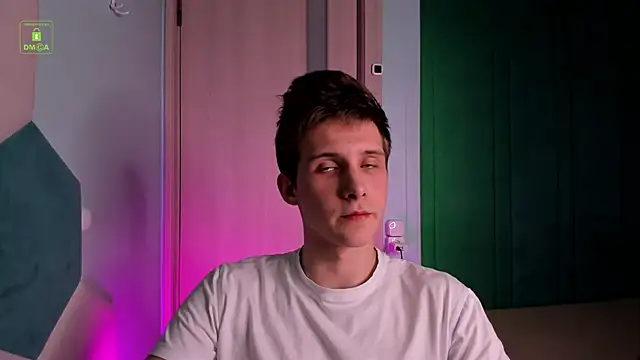 Snapshot of MarkGWalker chatting on 03.12.25 MarkGWalker online show from 03.12.25