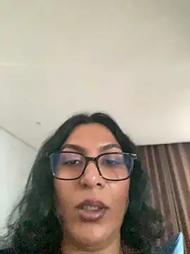 Snapshot of Indianbutter11 chatting on 11.08.25 Indianbutter11 online show from 11.08.25