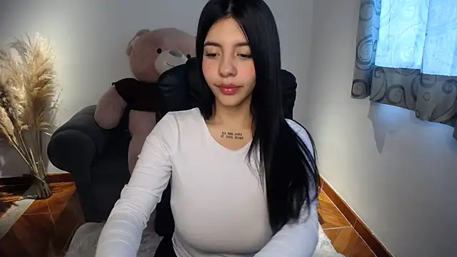 Snapshot of Alin_Aly chatting on 09.10.25 Alin Aly online show from 09.10.25