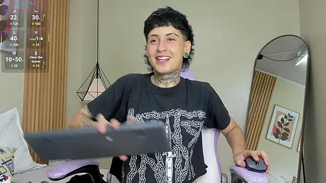 Snapshot of Ethan_lennox chatting on 02.26.26 Ethan lennox online show from 02.26.26