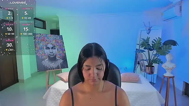 JANYLOVE   online show from 12.22.25