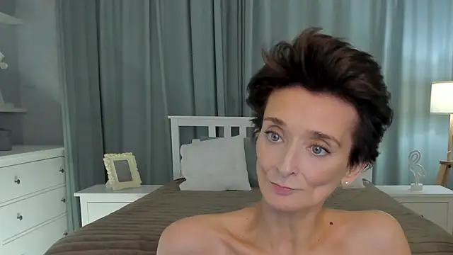 SimonaDeBeauvoir online show from 12.20.24