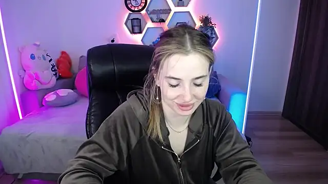 SabrinViolet online show from 05.12.26