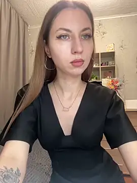 Magdalene Janette online show from 12.25.24