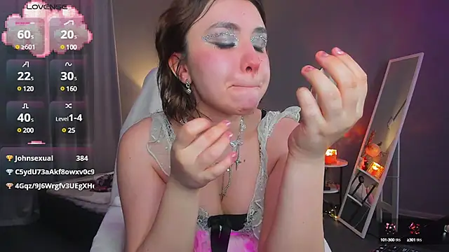 lilly Cherry  online show from 01.31.25