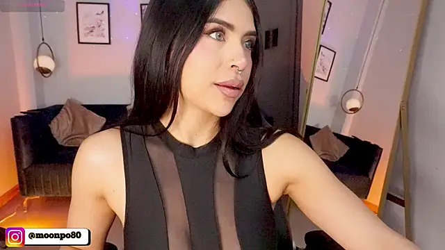 Luna  Ponce online show from 02.20.26