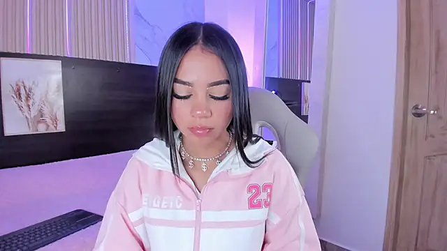 Violet spencer online show from 01.18.25