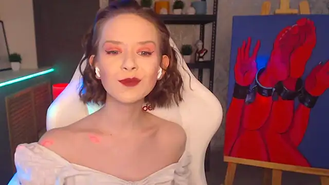 FascinatingEyess online show from 12.19.24