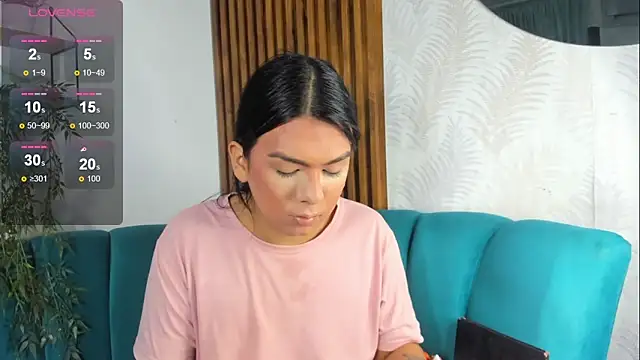 Snapshot of yossi_peach_cute chatting on 12.02.25 yossi peach cute online show from 12.02.25