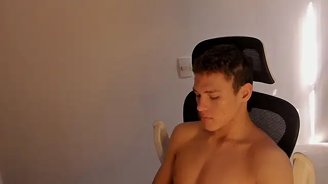 laurent nova online show from 02.16.26