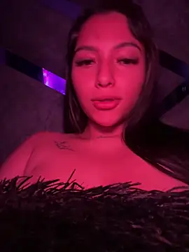 Snapshot of Dakotha_v_ chatting on 05.19.26 Dakotha v online show from 05.19.26