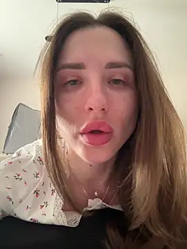 Snapshot of Jullia_Carter chatting on 04.03.26 Jullia Carter online show from 04.03.26