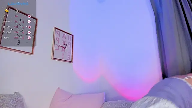 Snapshot of damn_cutie chatting on 03.01.26 damn cutie online show from 03.01.26