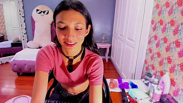 Iris Stone  online show from 01.29.25