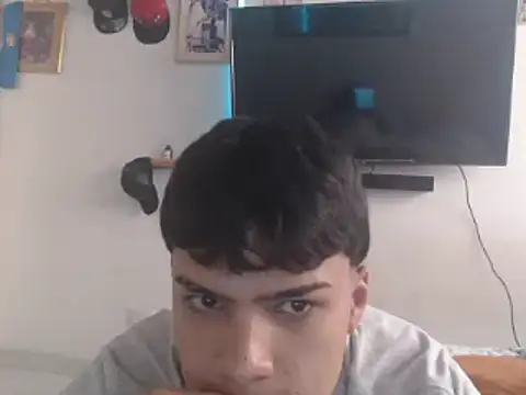 masterdaniel88 online show from 03.18.25
