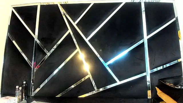 Ivanna18 x online show from 11.24.25