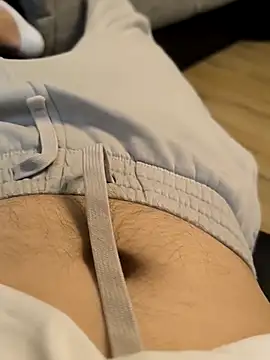 Snapshot of AttractiveSilk5 chatting on 09.12.25 AttractiveSilk5 online show from 09.12.25