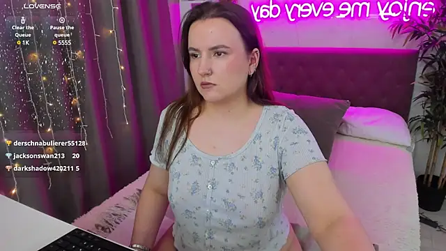 FeralPeach online show from 12.14.24