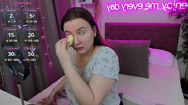 FeralPeach online show from 02.02.25