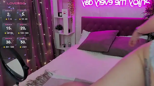 FeralPeach online show from 11.13.25