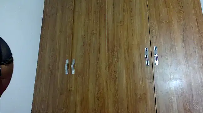 Rose berry online show from 02.21.25