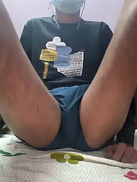 Snapshot of Collegeboywithbigweapan21 chatting on 01.04.25 Collegeboywithbigweapan21 online show from 01.04.25