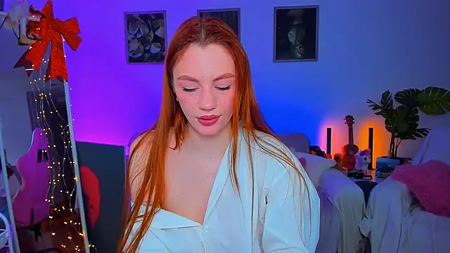 Snapshot of Alyssa_Smitt chatting on 03.16.25 Alyssa Smitt online show from 03.16.25