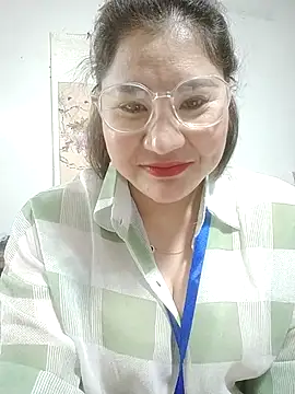 Snapshot of Rose_DiDi chatting on 04.17.26 Rose DiDi online show from 04.17.26