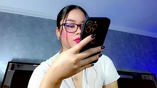 JasmineMoore online show from 04.15.26