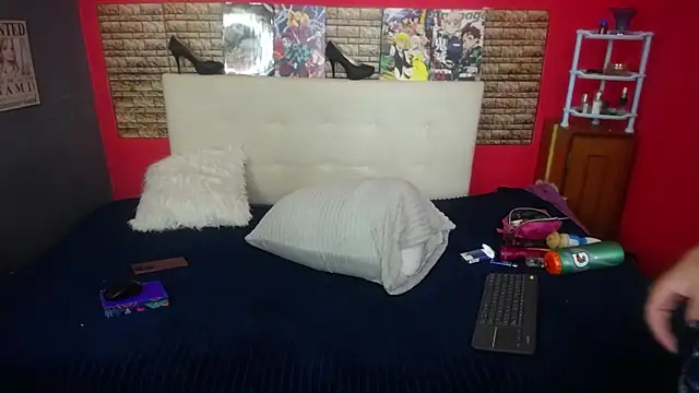 violl3tfoxx online show from 10.21.25