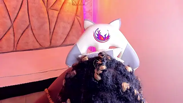 Snapshot of Queen_perla_ chatting on 01.17.25 Queen perla online show from 01.17.25