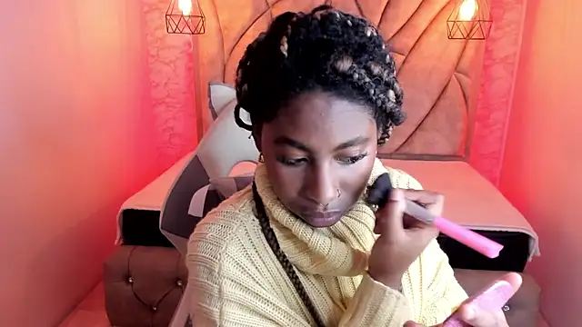 Snapshot of Queen_perla_ chatting on 02.22.25 Queen perla online show from 02.22.25