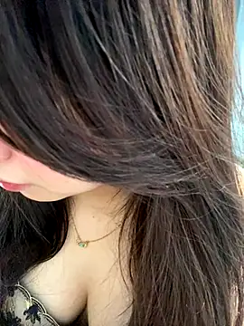 Hotellinh12 online show from 11.28.25