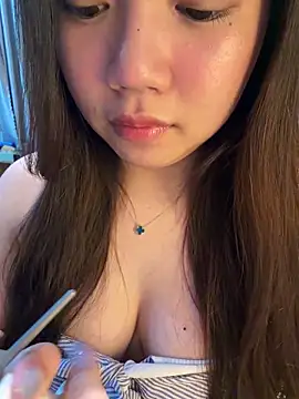 Hotellinh12 online show from 06.10.26